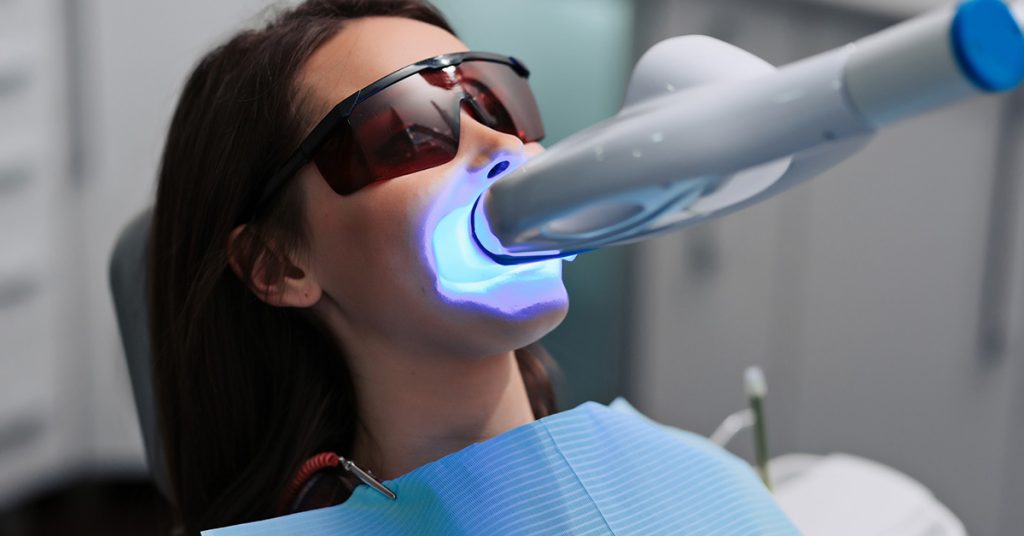 Professional Zoom Teeth Whitening